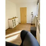 Holiday Apartment アパート